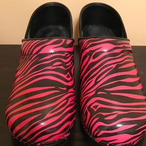 Sanita professional clogs